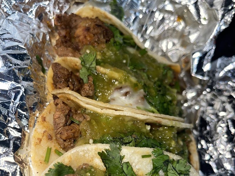 Ricky's Tacos food